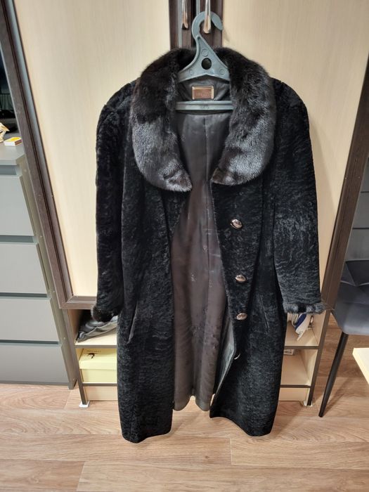 Продам шубу мутон.