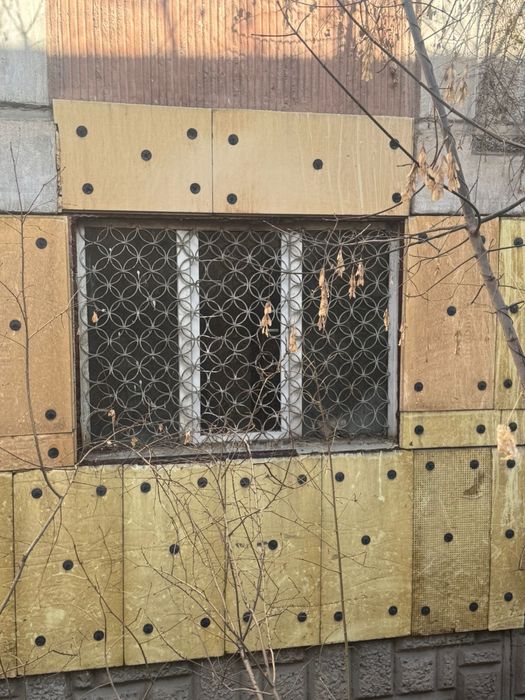 Б/у решетки, окна, кондиционер