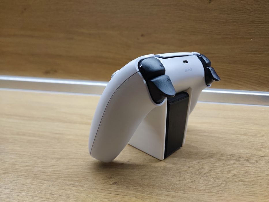 Playstation 5 - Стойка за джойстик за PS 5