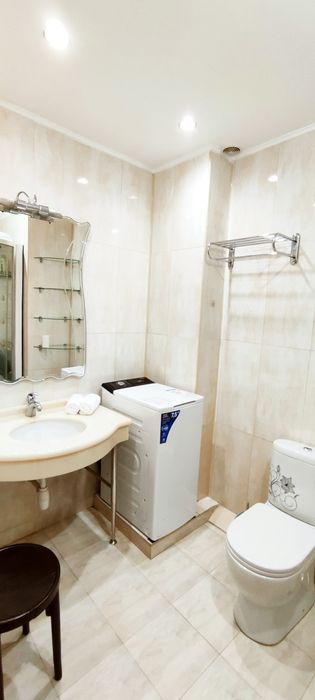 Квартира посуточно Мега Розыбакиева