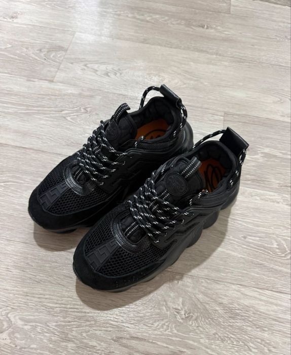Versace Chain Reaction