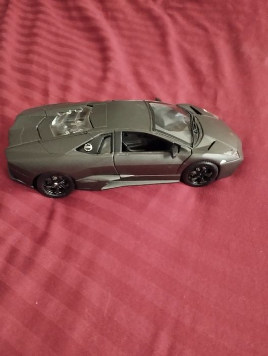 Продается машина сувенир