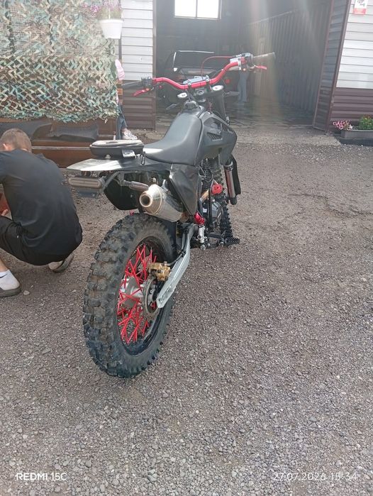 Продам мотоцикл 300кубов