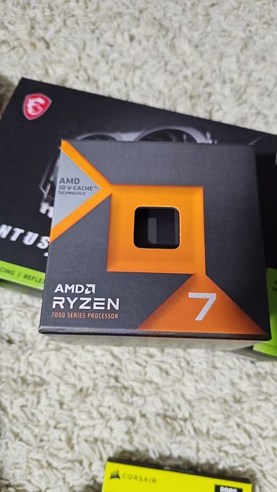 PC Gaming High-End Ryzen 7 7800X3D + RTX 4070 Ti | 32GB DDR5 | 2TB SSD