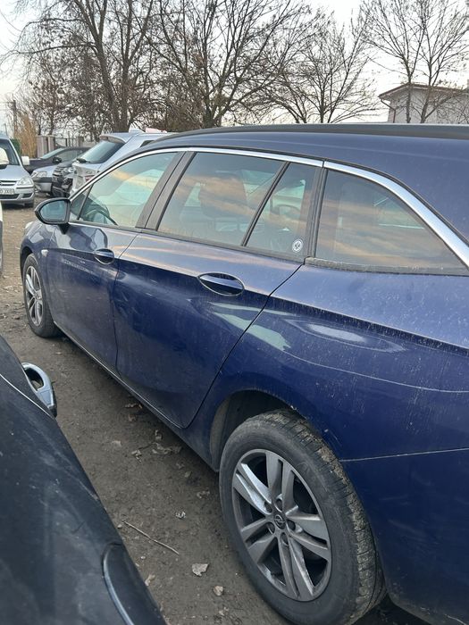 Aripă stânga spate Opel Astra K break
