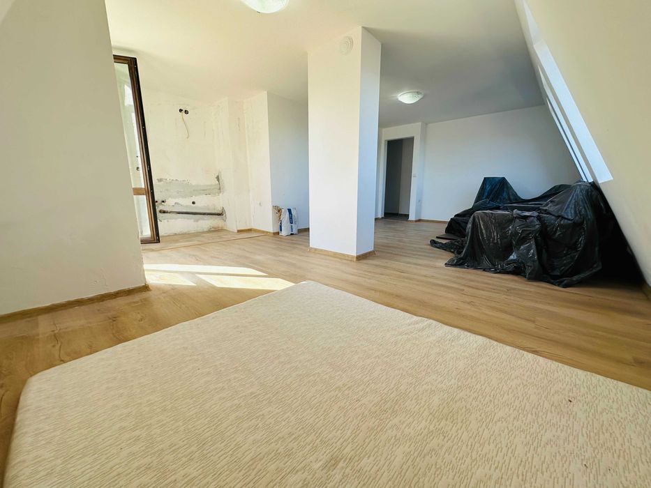 Продава се Тристаен апартамент в Банско - 94 кв.м за 958 €/кв.м - Снимка #1