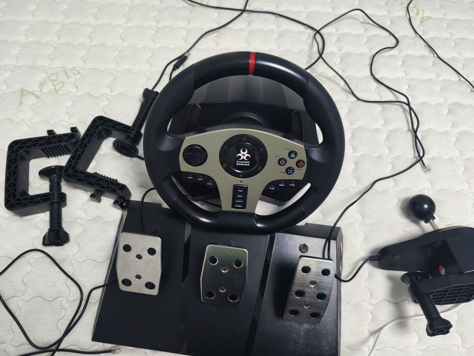 Kit Volan Gaming Complet (Volan, 3 Pedale metalice, Schimbător viteze + Cleme)