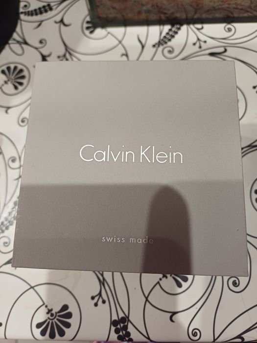 Позлатен оригинален часовник Calvin klein
