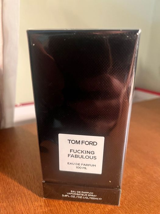 Продавам по 1 брой  тези парфюми. Подарени са, ползваме други.