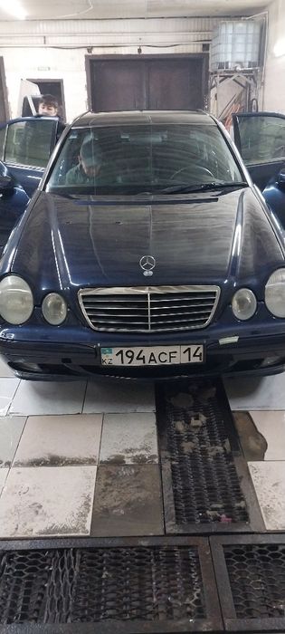 Mercedes benz E 200 МКПП6 1999г рестайлинг