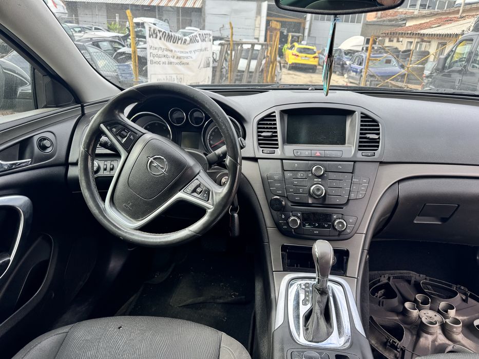 Опел Инсигния 1.9CDTI На Части