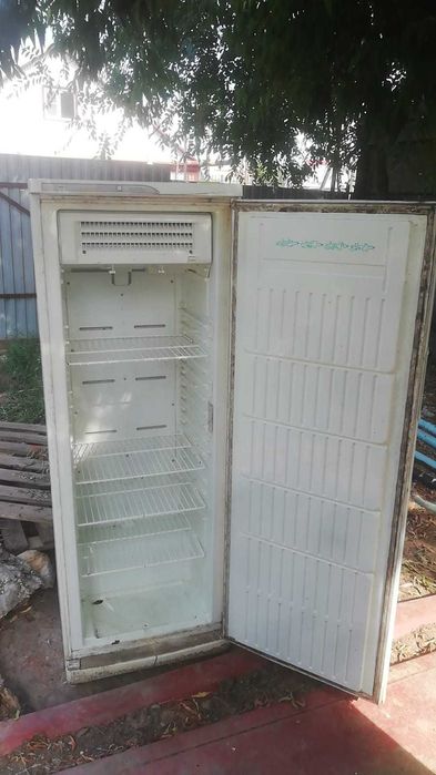 Морозильник вертикальный Стинол