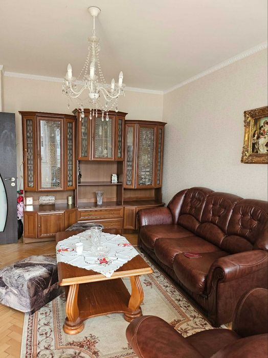 Дава се под наем Двустаен апартамент в София, Дружба 1 - 74 кв.м за 159000 € - Снимка #1