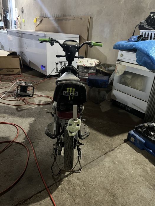 Продаю электро скутер