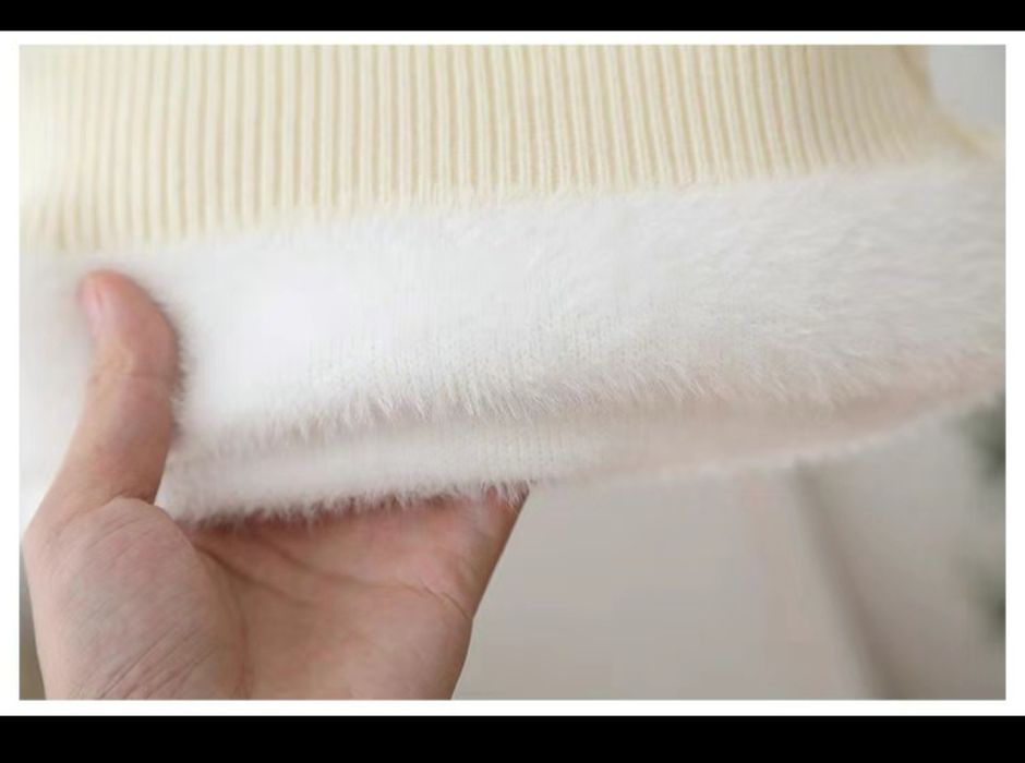 Продаётся новый свитер