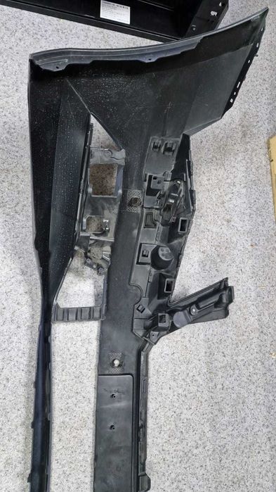 Бампер передний Skoda Super B 2019-23