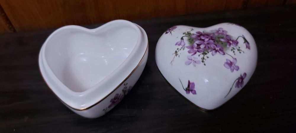 Portelan de colectie Hammersely semnat