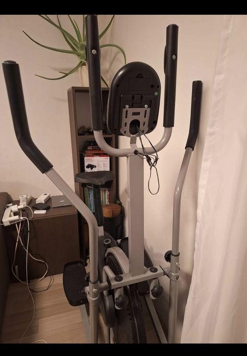 Bicicletă eliptică Gorilla Sports – stare foarte bună, folosită ocazio