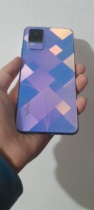 VIVO V21E 128/8GB