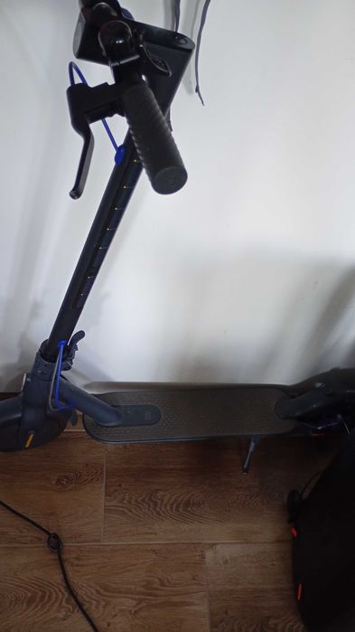 Vânzare trotinetă și bicicleta