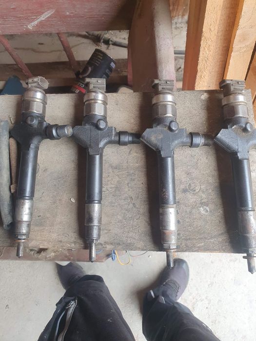 Vand injectoare mazda 6