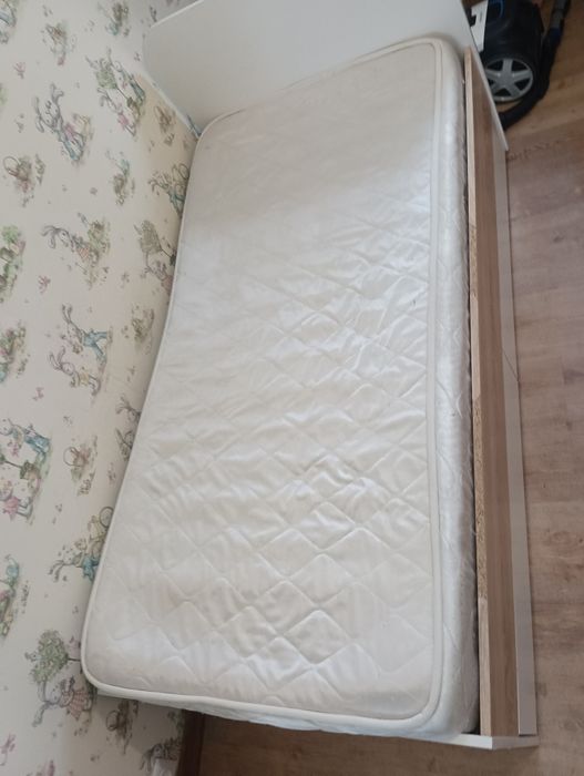 Продам кровати 160*80 см.