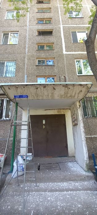 Ремонт козырков.