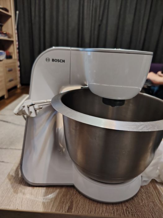 Robot de bucătărie Bosch MUM 5