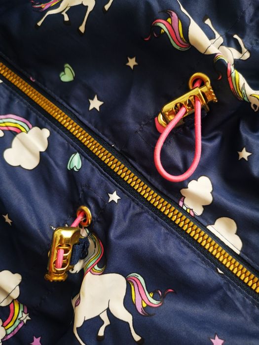 Якенце и суитчер с любимото пони