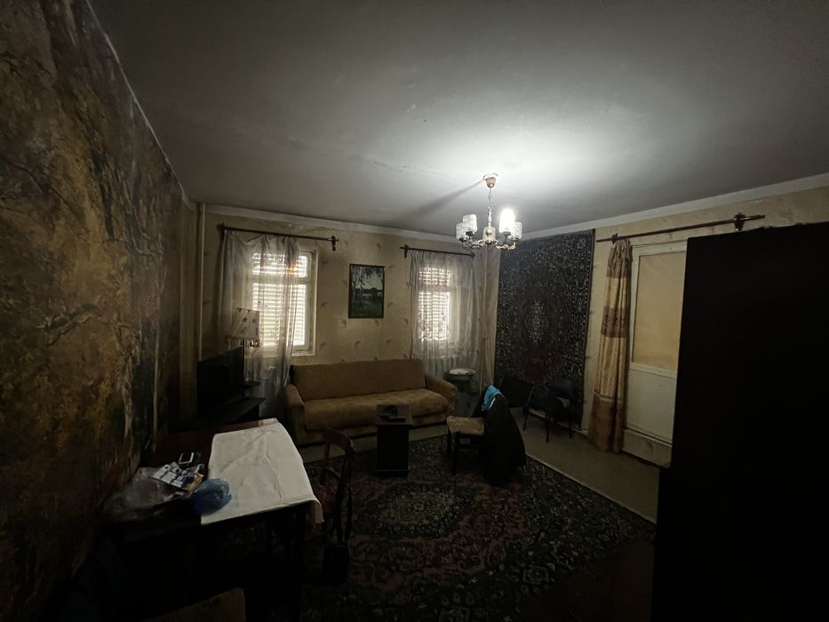 Продаётся 3х комнатная квартира,88кв.м,без ремонта,Ташсельмаш.