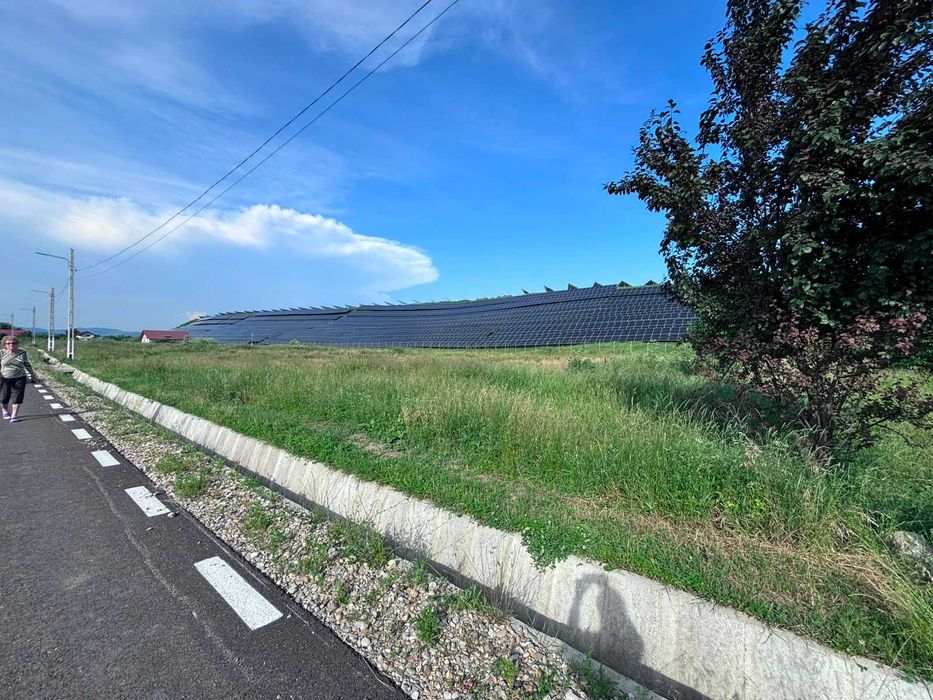 Teren agricol intravilan de vanzare - sat Goleasca, comuna Sotanga, jud Dambovita