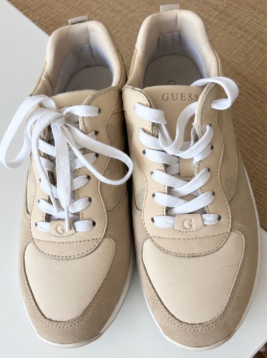 Сникърси  Guess