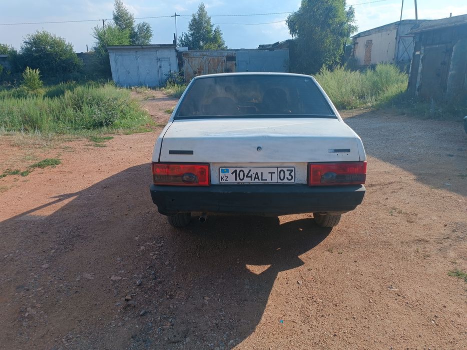 Продам ваз 21099,