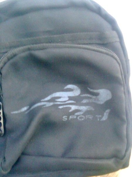 Продавам мъжка чанта(спорт)