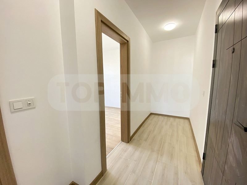 Продава се Двустаен апартамент в Варна, м-т Пчелина - 57 кв.м за 1720 €/кв.м - Снимка #11