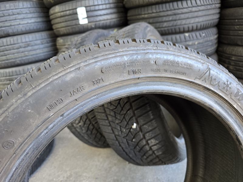 235/45/18 DUNLOP 4бр