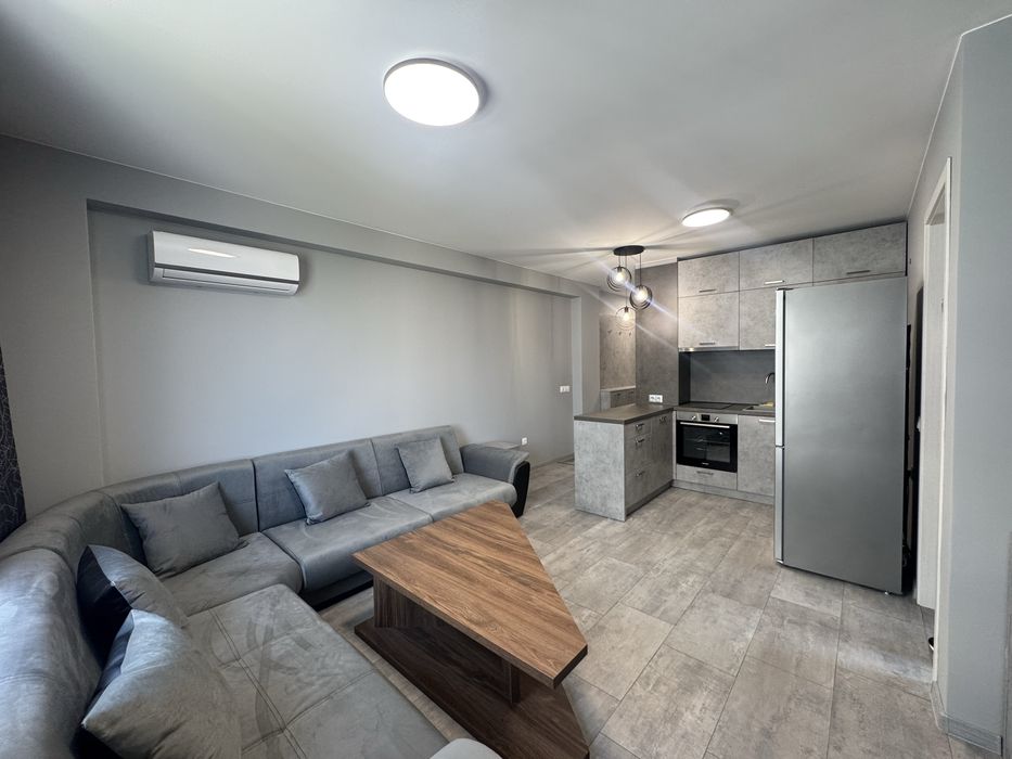 Дава се под наем Двустаен апартамент в София, Младост 4 - 55 кв.м за 663 € - Снимка #1