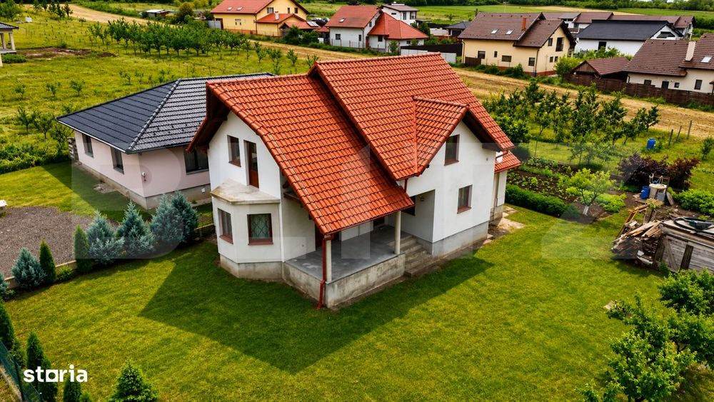 Casa de vanzare semifinisata zona linistita, Reghin