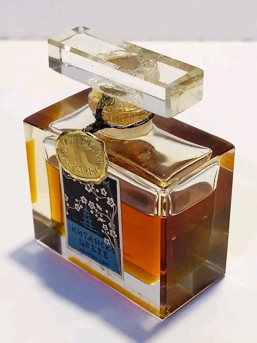 Ретро винтидж парфюм дамски