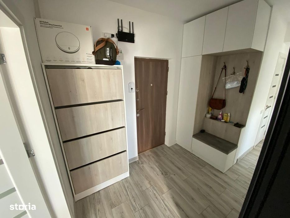 Etaj intermediat - apartament