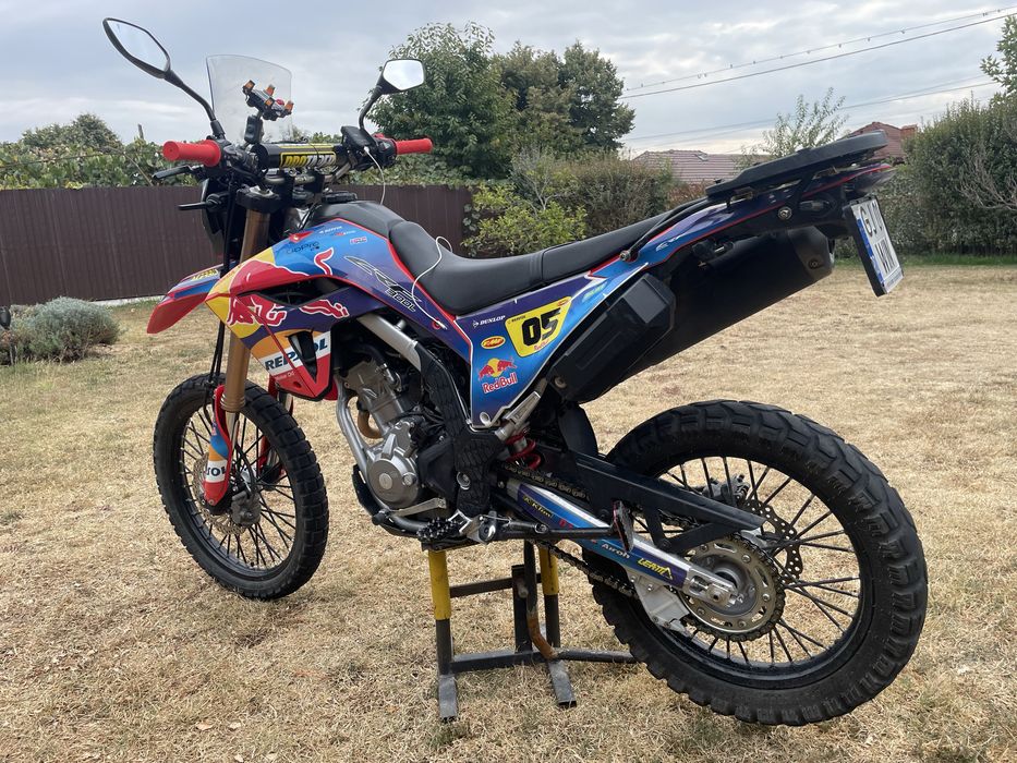 Motocicleta Honda 300 CRF