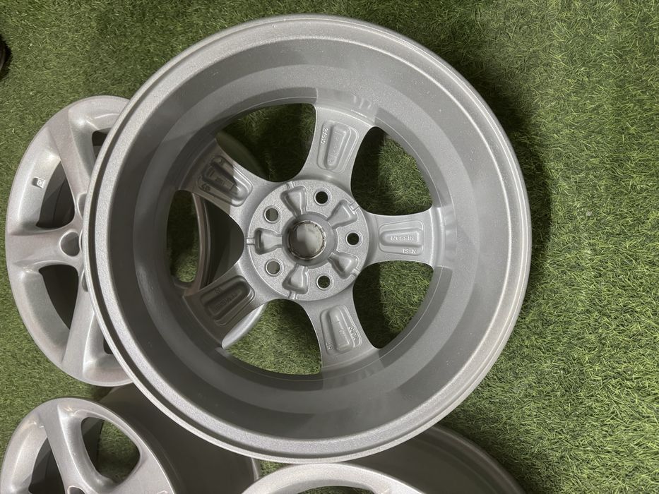 Диски титанки R16 5x114.3 оригинал Nissan
