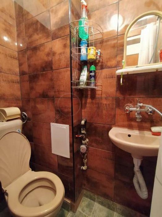 Дава се под наем Едностаен апартамент в Велико Търново, Бузлуджа - 60 кв.м за 193.8 € - Снимка #9