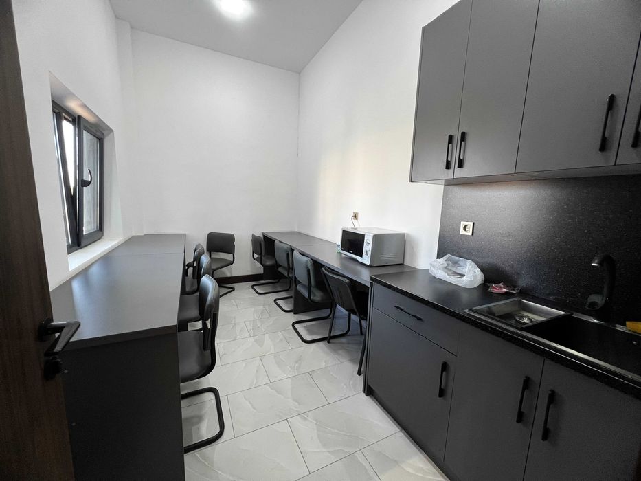 Просторные офисы в Бадамзаре,БЦ Massimo—парковка и фитнес в здании(55)