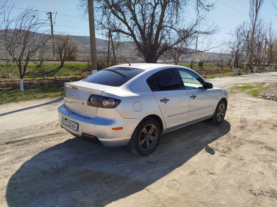Mazda 3 bk 2007 yil