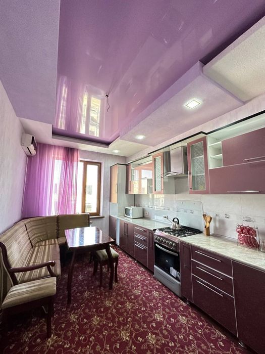 Сдается в аренду 4-х квартира (130 кв.м)