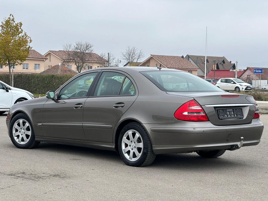 Mercedes E Class E220d Facelift an 2007* 2.2 CDi 170 CP Piele Berlina