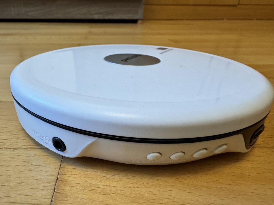 Портативен CD / MP3 плеър (Дискмен) Philips EXP2540 + Адаптер