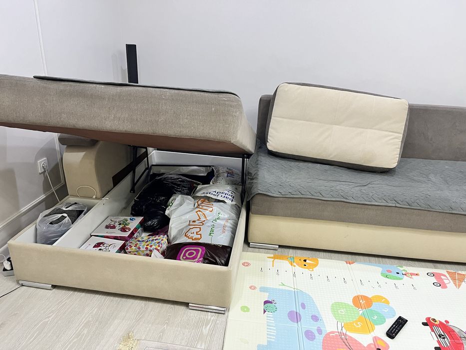 Продам диван срочно