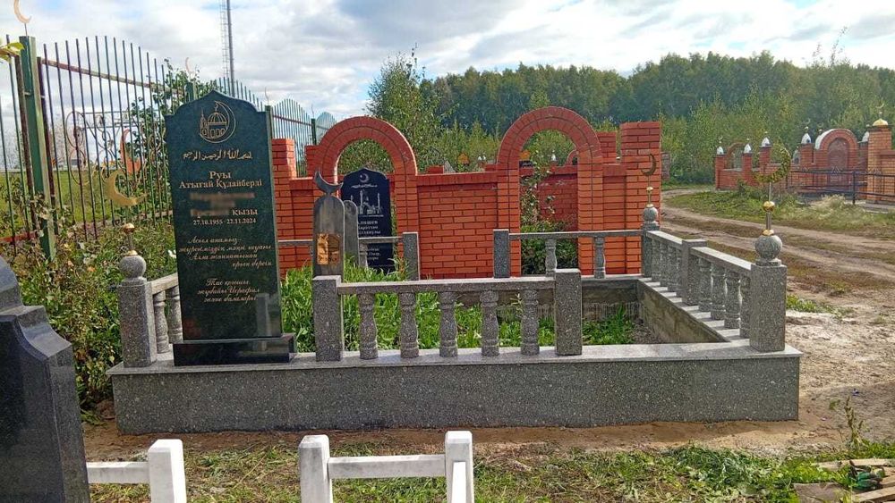 Изготовление памятников фирма "Монумент"